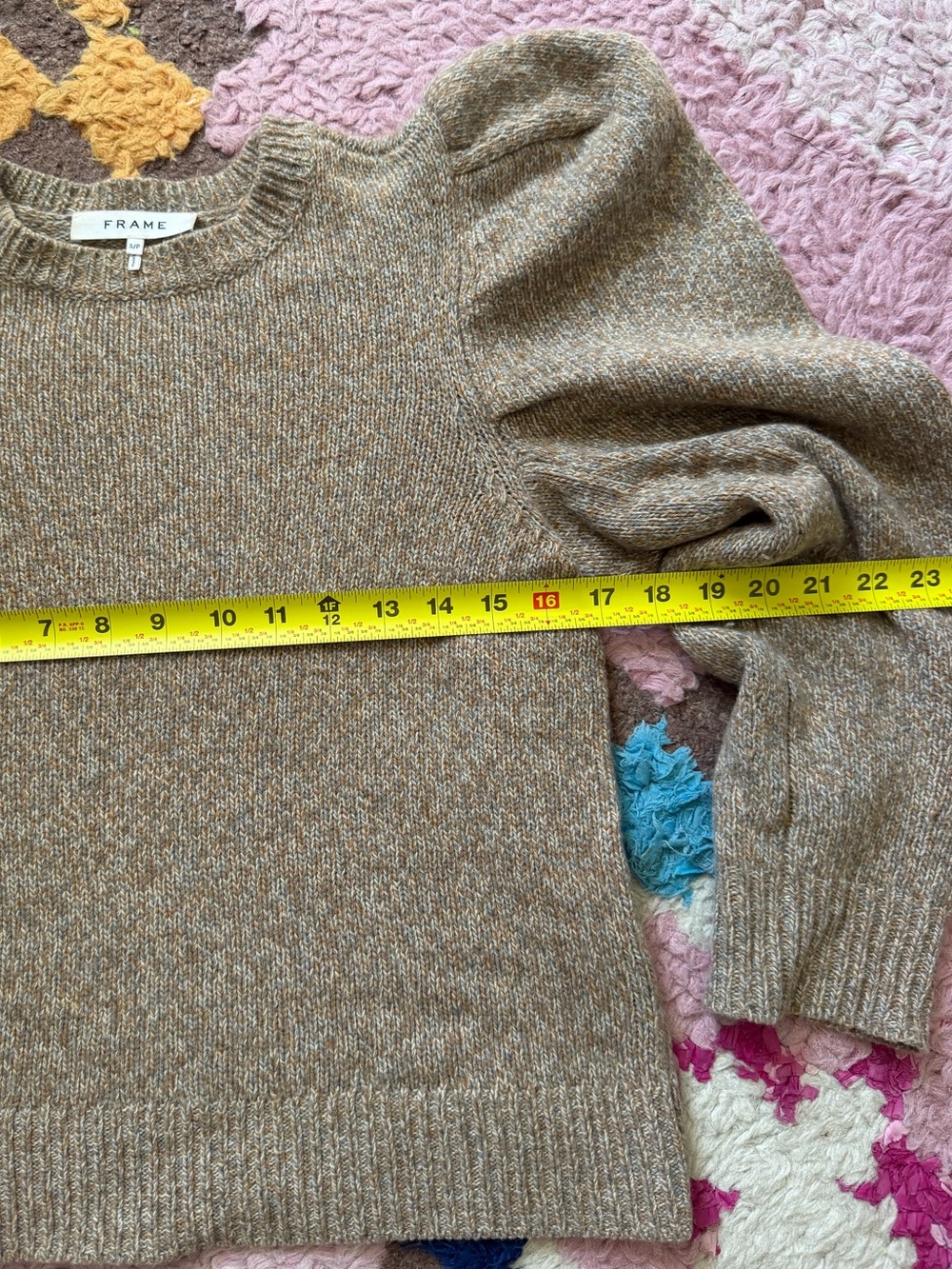 100% cashmere Frame Denim Puff Sleeve Crewneck Sweater in Olive Heather - Picture 4 of 5